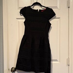 Ellie Black Midi Dress